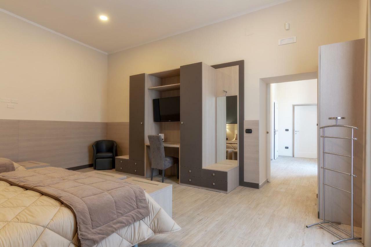 B&B Mariella'S House Santa Maria Capua Vetere Ngoại thất bức ảnh