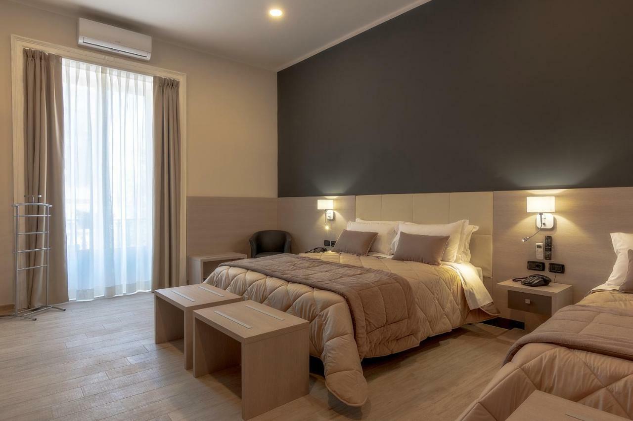 B&B Mariella'S House Santa Maria Capua Vetere Ngoại thất bức ảnh